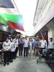 Dishub Sambas Tertibkan Juru Parkir di Tebas, Tekankan Pelayanan dan Aturan
